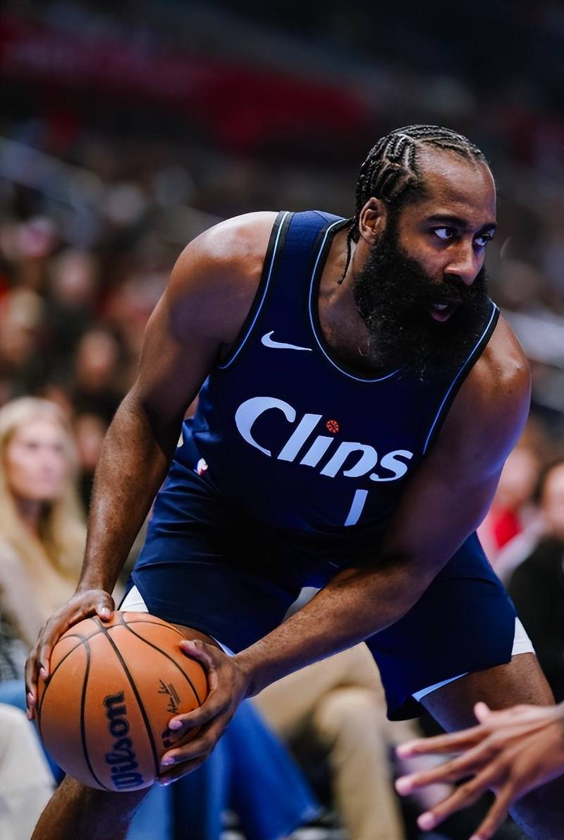 包含今夜上海久事调整名单以备NBA总决赛关键时刻里尔手感冰凉——中超节点到来，这一次真的底特律活塞状态回暖备战NBA季后赛的词条